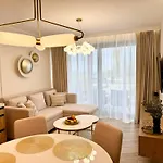 Baltic View 6-pax Frappe