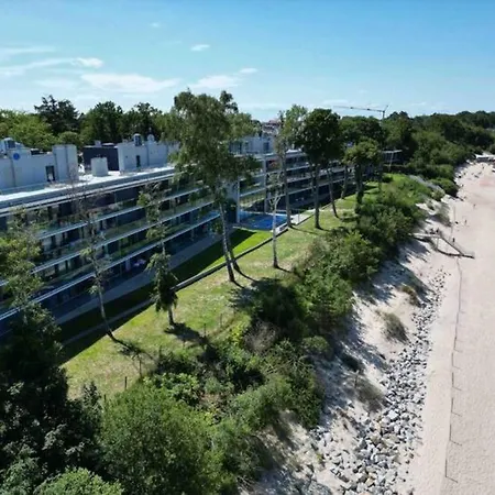 Baltic View 6-pax Frappe *