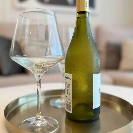 Baltic View 6-pax Frappe * ريفال